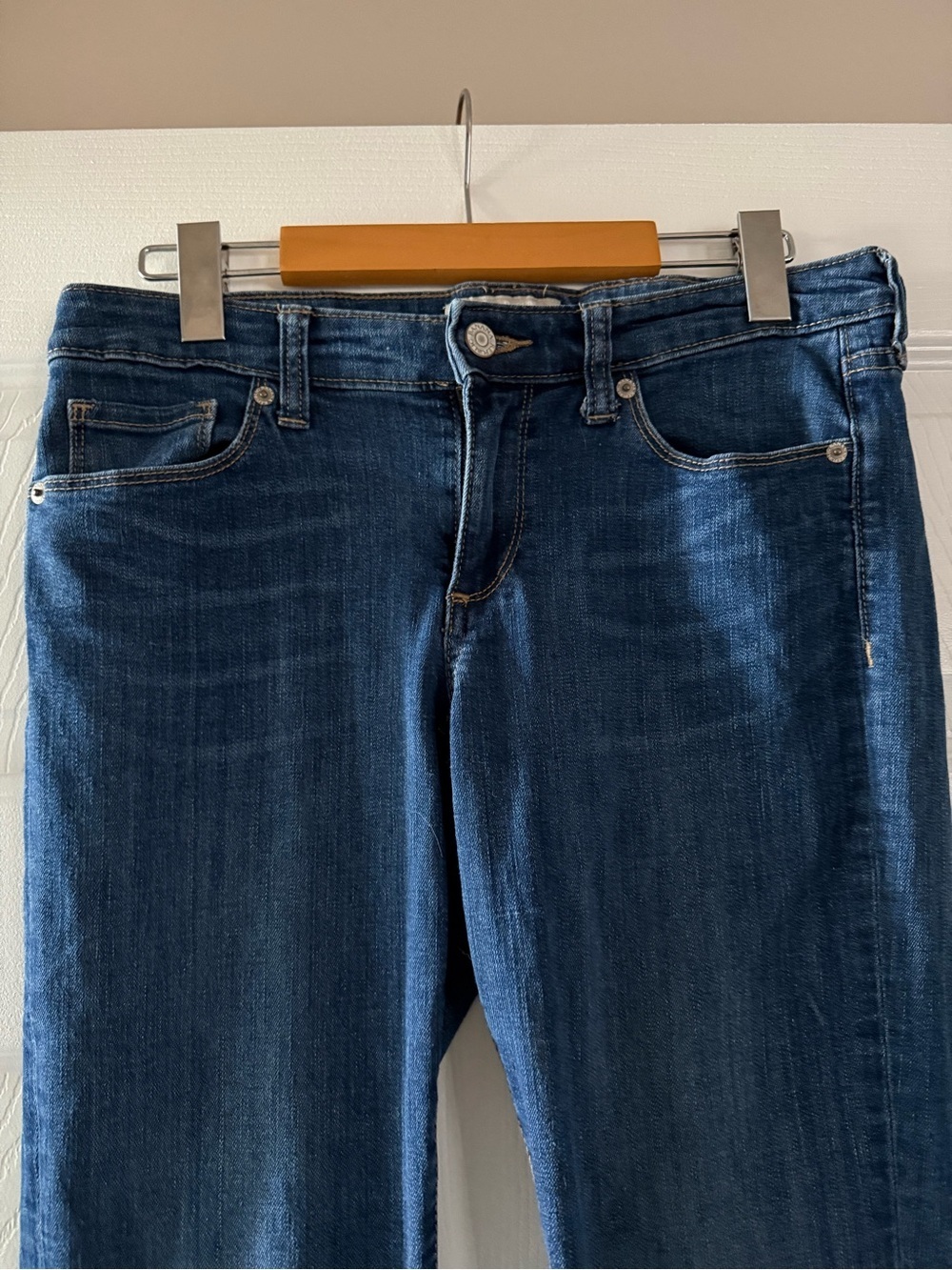 Banana Republic Dark Blue Slim Bootcut Jeans 28/6R Casual Chic Dark Wash Preppy - Picture 2 of 9